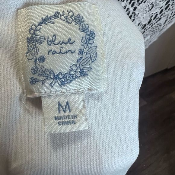 Embroidered high neck dress with slip, size medium - Picture 7 of 9